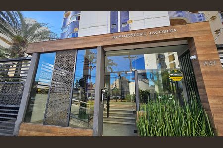 Apartamento para alugar com 150m², 3 quartos e 2 vagas Apartamento para alugar com 150m², 3 quartos e 2 vagasFachada e portaria