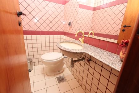 Apartamento para alugar com 150m², 3 quartos e 2 vagasLavabo