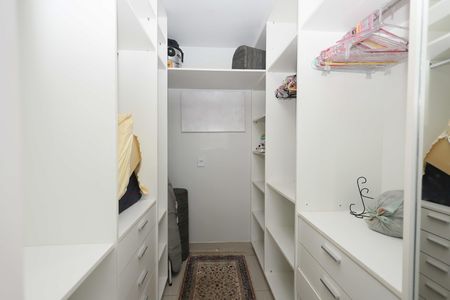 Apartamento para alugar com 150m², 3 quartos e 2 vagasCloset do quarto 3