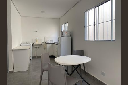 Studio para alugar com 40m², 2 quartos e sem vaga Studio para alugar com 40m², 2 quartos e sem vagaCozinha e Área de Serviço