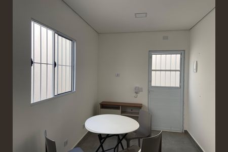 Studio para alugar com 40m², 2 quartos e sem vaga Studio para alugar com 40m², 2 quartos e sem vagaCozinha e Área de Serviço