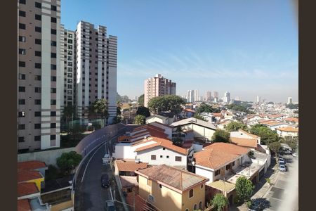 Apartamento à venda com 64m², 3 quartos e 1 vaga Apartamento à venda com 64m², 3 quartos e 1 vagaVaranda - vista