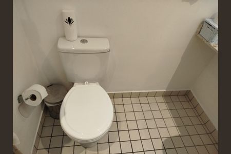 Apartamento à venda com 64m², 3 quartos e 1 vaga Apartamento à venda com 64m², 3 quartos e 1 vagaBanheiro