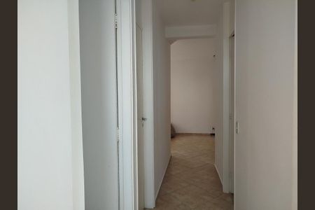 Apartamento à venda com 64m², 3 quartos e 1 vaga Apartamento à venda com 64m², 3 quartos e 1 vagaCorredor
