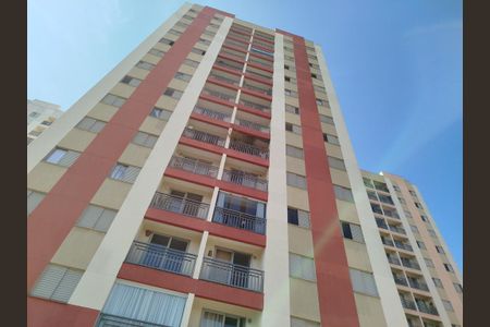 Apartamento à venda com 64m², 3 quartos e 1 vaga Apartamento à venda com 64m², 3 quartos e 1 vagaFachada