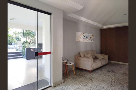 Apartamento à venda com 64m², 3 quartos e 1 vaga Apartamento à venda com 64m², 3 quartos e 1 vagaÁrea comum - Hall social