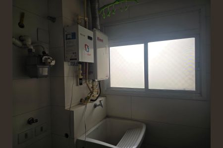 Apartamento à venda com 194m², 3 quartos e 3 vagas Apartamento à venda com 194m², 3 quartos e 3 vagasÁrea de Serviço