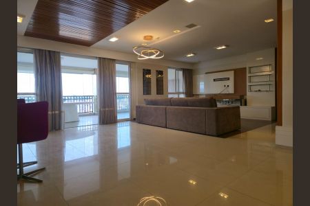 Apartamento à venda com 194m², 3 quartos e 3 vagas Apartamento à venda com 194m², 3 quartos e 3 vagasSala