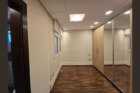 Apartamento à venda com 194m², 3 quartos e 3 vagas Apartamento à venda com 194m², 3 quartos e 3 vagasSuíte 03
