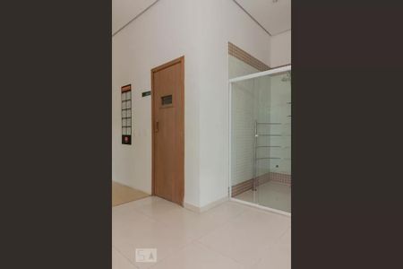 Apartamento à venda com 194m², 3 quartos e 3 vagas Apartamento à venda com 194m², 3 quartos e 3 vagasSaúna
