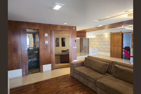 Apartamento à venda com 194m², 3 quartos e 3 vagas Apartamento à venda com 194m², 3 quartos e 3 vagasSala