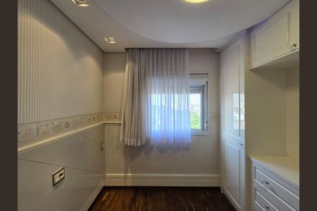 Apartamento à venda com 194m², 3 quartos e 3 vagas Apartamento à venda com 194m², 3 quartos e 3 vagasSuíte 02