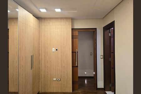 Apartamento à venda com 194m², 3 quartos e 3 vagas Apartamento à venda com 194m², 3 quartos e 3 vagasSuíte 03