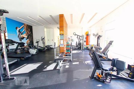 Apartamento à venda com 194m², 3 quartos e 3 vagas Apartamento à venda com 194m², 3 quartos e 3 vagasÁrea comum - Academia