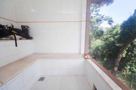 Casa de condomínio à venda com 350m², 4 quartos e 4 vagas Casa de condomínio à venda com 350m², 4 quartos e 4 vagasSaúna