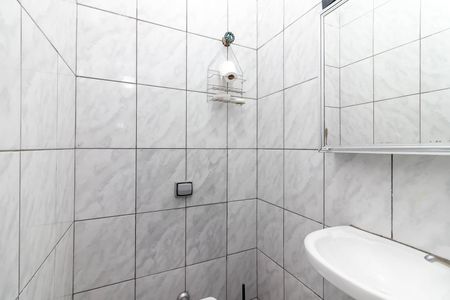 Casa à venda com 110m², 1 quarto e 2 vagasBanheiro de Serviço