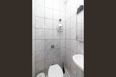 Casa à venda com 110m², 1 quarto e 2 vagasBanheiro de Serviço