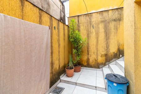 Casa à venda com 110m², 1 quarto e 2 vagasQuintal