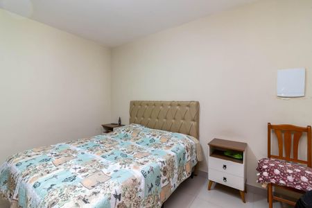 Casa à venda com 110m², 1 quarto e 2 vagasQuarto