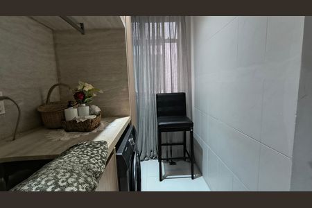 Apartamento à venda com 120m², 2 quartos e 2 vagasÁrea de Serviço 