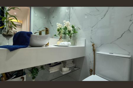 Apartamento à venda com 120m², 2 quartos e 2 vagasBanheiro da Suíte 