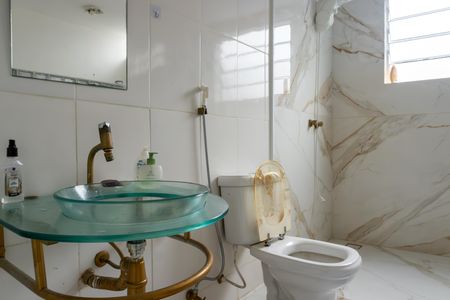 Casa à venda com 311m², 5 quartos e 1 vaga