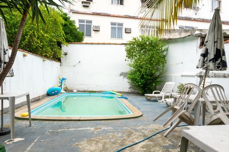 Casa à venda com 311m², 5 quartos e 1 vaga