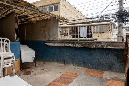 Casa à venda com 311m², 5 quartos e 1 vaga