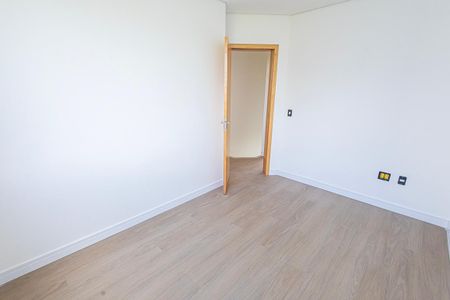 Casa à venda com 100m², 2 quartos e 1 vaga Casa à venda com 100m², 2 quartos e 1 vagaquarto 2