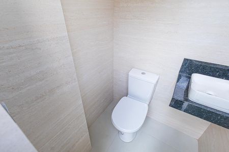 Casa à venda com 100m², 2 quartos e 1 vaga Casa à venda com 100m², 2 quartos e 1 vagabanheiro