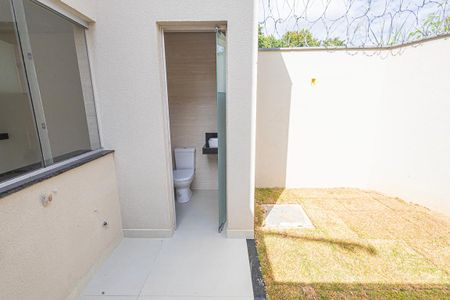 Casa à venda com 100m², 2 quartos e 1 vaga Casa à venda com 100m², 2 quartos e 1 vagaarea de serviço