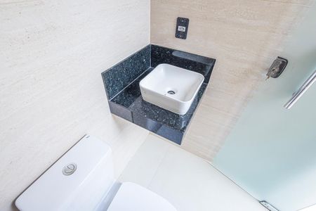 Casa à venda com 100m², 2 quartos e 1 vaga Casa à venda com 100m², 2 quartos e 1 vagabanheiro