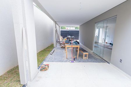 Casa à venda com 150m², 3 quartos e 3 vagasestacionamento / area de serviço