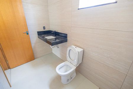 Casa à venda com 150m², 3 quartos e 3 vagassuite