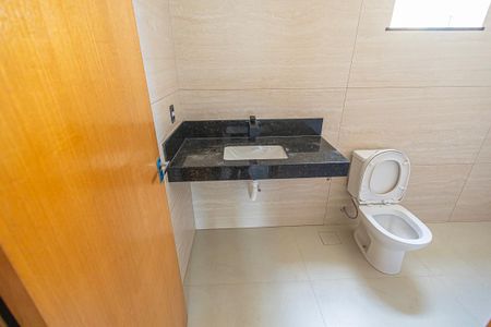 Casa à venda com 150m², 3 quartos e 3 vagassuite
