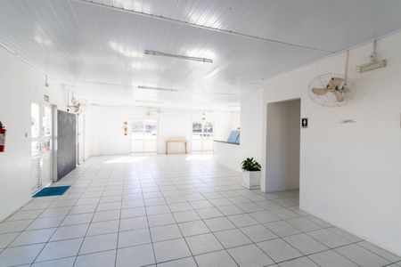 Apartamento para alugar com 38m², 2 quartos e 1 vaga Apartamento para alugar com 38m², 2 quartos e 1 vagaÁrea comum - Salão de festas