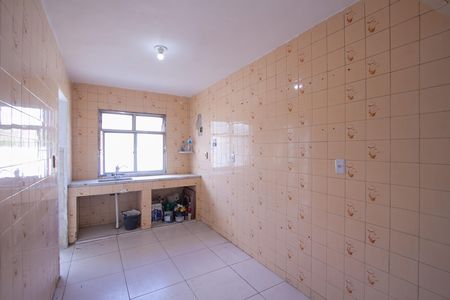 Casa para alugar com 60m², 2 quartos e 1 vaga Casa para alugar com 60m², 2 quartos e 1 vagaCozinha