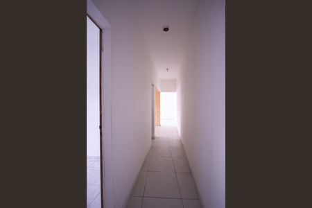 Casa para alugar com 60m², 2 quartos e 1 vaga Casa para alugar com 60m², 2 quartos e 1 vagaCorredor