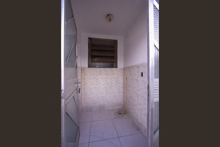 Casa para alugar com 60m², 2 quartos e 1 vaga Casa para alugar com 60m², 2 quartos e 1 vagaCorredor
