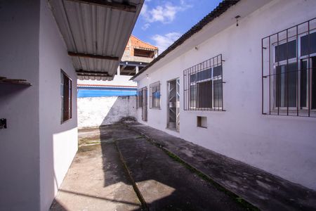 Casa para alugar com 60m², 2 quartos e 1 vaga Casa para alugar com 60m², 2 quartos e 1 vagaQuintal