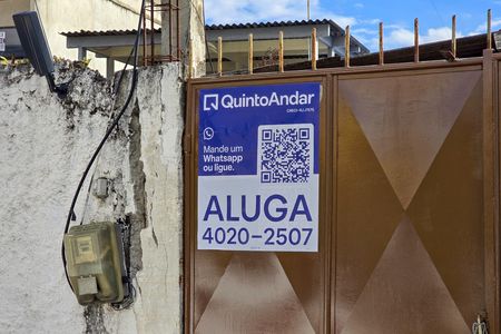 Casa para alugar com 60m², 2 quartos e 1 vaga Casa para alugar com 60m², 2 quartos e 1 vagaPlaca