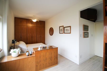 Apartamento para alugar com 142m², 3 quartos e 2 vagas Apartamento para alugar com 142m², 3 quartos e 2 vagasSuíte