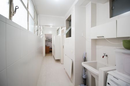 Apartamento para alugar com 142m², 3 quartos e 2 vagas Apartamento para alugar com 142m², 3 quartos e 2 vagasÁrea de Serviço