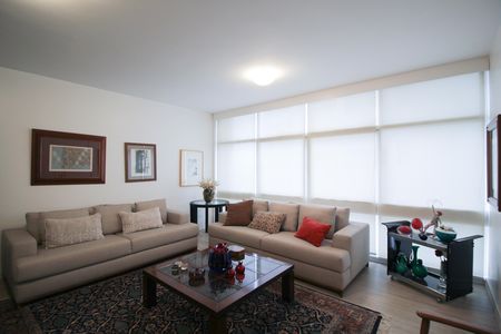 Apartamento para alugar com 142m², 3 quartos e 2 vagas Apartamento para alugar com 142m², 3 quartos e 2 vagasSala