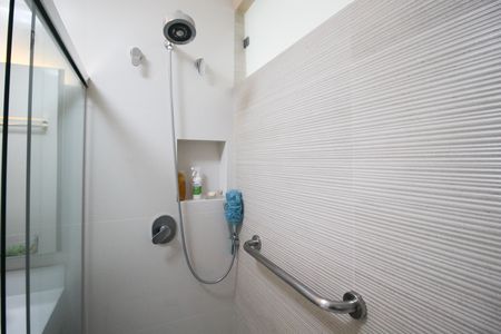 Apartamento para alugar com 142m², 3 quartos e 2 vagas Apartamento para alugar com 142m², 3 quartos e 2 vagasBanheiro da Suíte