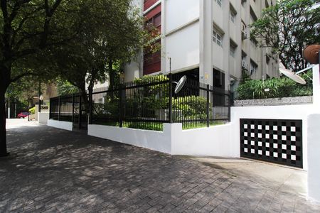 Apartamento para alugar com 142m², 3 quartos e 2 vagas Apartamento para alugar com 142m², 3 quartos e 2 vagasFachada