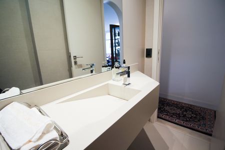 Apartamento para alugar com 142m², 3 quartos e 2 vagas Apartamento para alugar com 142m², 3 quartos e 2 vagasLavabo
