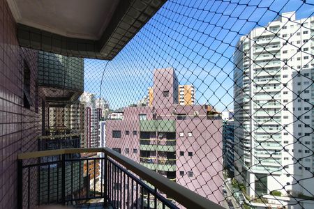 Apartamento para alugar com 301m², 3 quartos e 3 vagasSacada da suite 1