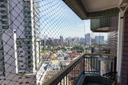 Apartamento para alugar com 301m², 3 quartos e 3 vagasSacada da suite 1