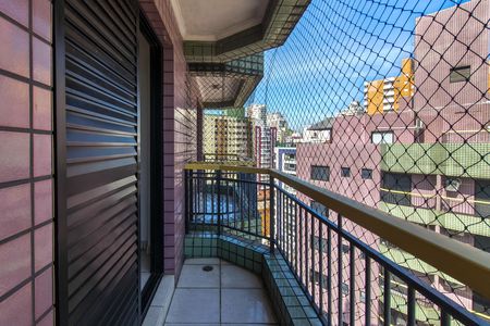 Apartamento para alugar com 301m², 3 quartos e 3 vagasSacada só quarto 